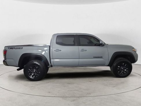 Used 2021 Toyota Tacoma TRD Off-Road image 6