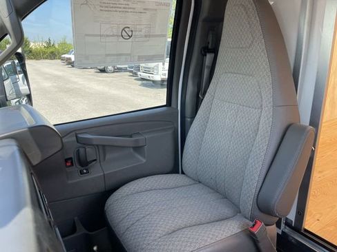 New 2025 GMC Savana 3500 w/ Power Convenience Package RWD image 17