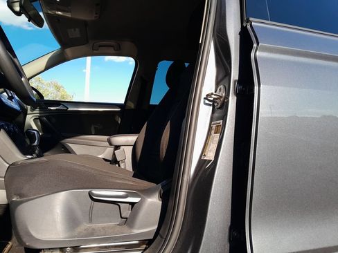 Used 2023 Volkswagen Tiguan S FWD image 13