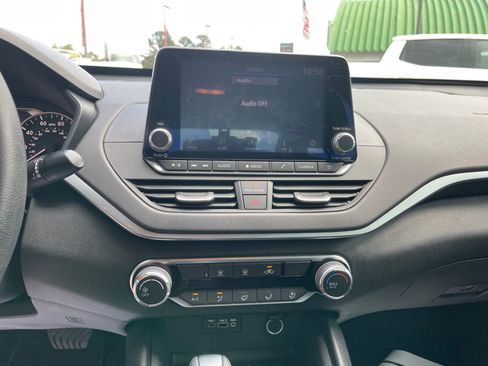 Used 2019 Nissan Altima 2.5 S image 17