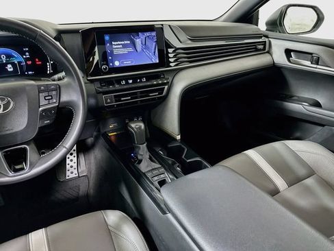 Certified 2025 Toyota Camry SE w/ Convenience Package FWD image 24