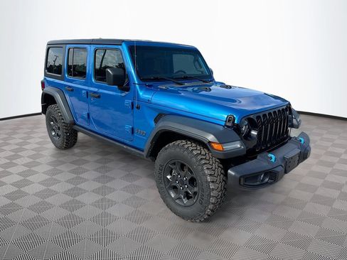 Used 2023 Jeep Wrangler Unlimited w/ Cold Weather Group AWD/4WD image 4
