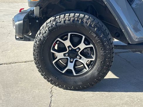 Used 2020 Jeep Wrangler Unlimited Rubicon AWD/4WD image 9