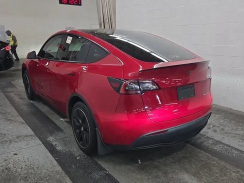 Used 2022 Tesla Model Y Long Range AWD/4WD image 6