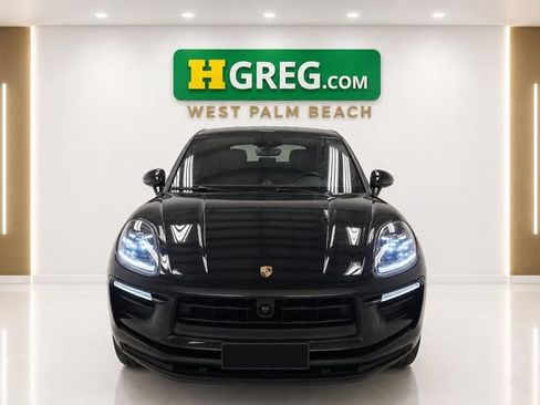 Used 2024 Porsche Macan AWD/4WD image 8