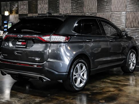 Used 2017 Ford Edge Titanium w/ Equipment Group 301A FWD image 12