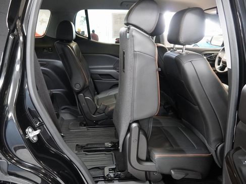 Certified 2023 GMC Acadia AT4 w/ Preferred Package image 29