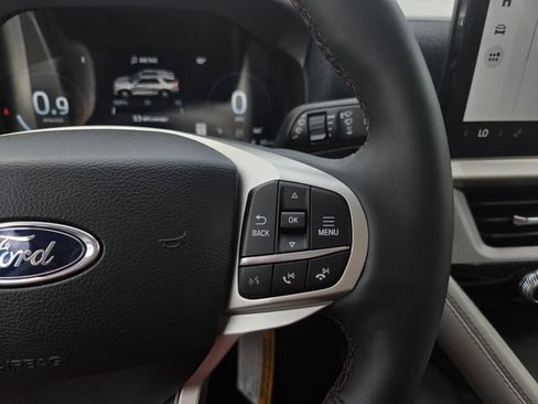 New 2026 Ford Explorer Active w/ Active Comfort Package RWD image 19