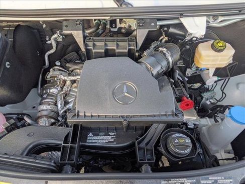 New 2025 Mercedes-Benz Sprinter 2500 image 23