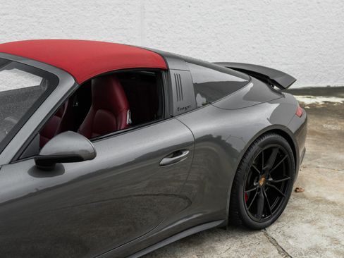 Used 2017 Porsche 911 Targa 4S AWD/4WD image 24