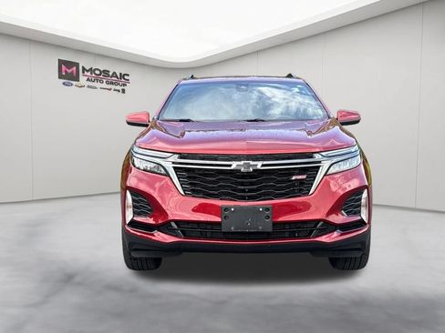 Used 2023 Chevrolet Equinox RS AWD/4WD image 3