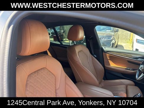 Used 2021 BMW 530i xDrive w/ M Sport Package AWD/4WD image 17