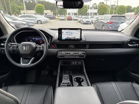 Certified 2023 Honda Pilot Elite image 29