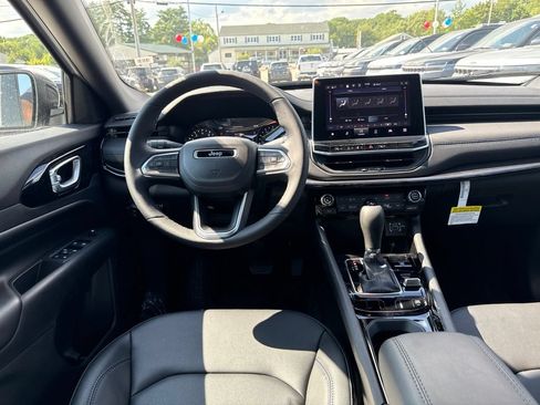 New 2026 Jeep Compass Limited AWD/4WD image 18