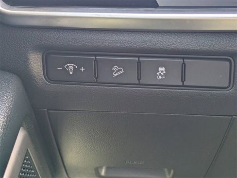 Used 2024 Kia Telluride LX image 27