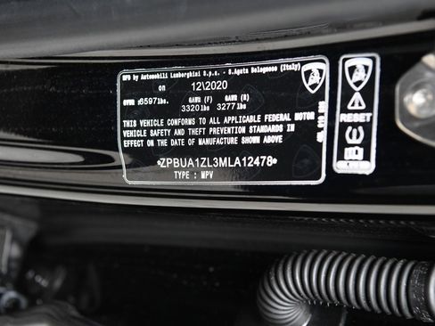 Used 2021 Lamborghini Urus image 27