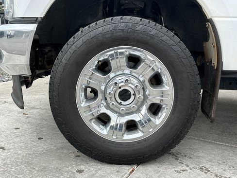 Used 2017 Ford F250 XLT w/ XLT Value Package image 20