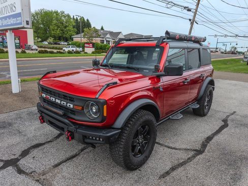 Used 2024 Ford Bronco Black Diamond AWD/4WD image 4