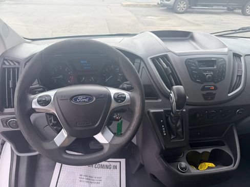 Used 2018 Ford Transit 150 130 Low Roof RWD image 8