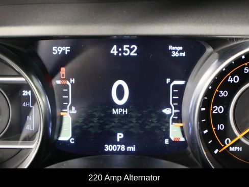 Used 2022 Jeep Gladiator Willys image 39