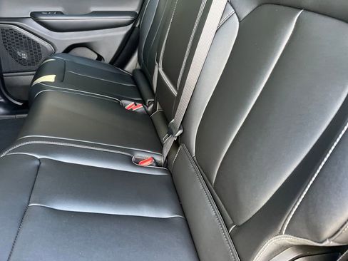 New 2025 Jeep Grand Cherokee Limited w/ Trailer Tow Package image 22