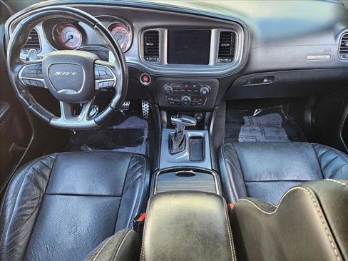 Used 2019 Dodge Charger SRT Hellcat w/ Navigation & Travel Group image 15