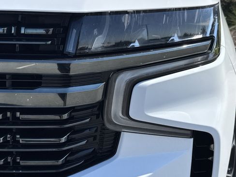 Used 2021 Chevrolet Suburban RST w/ Luxury Package AWD/4WD image 6