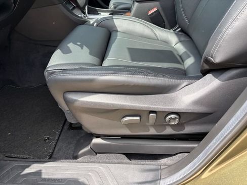 Certified 2025 Subaru Ascent Touring AWD/4WD image 25