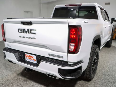 Used 2023 GMC Sierra 1500 Elevation w/ Preferred Package image 7