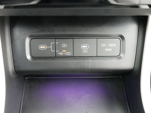 Certified 2025 Hyundai Tucson Limited image 33