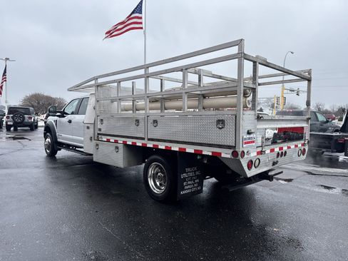 Used 2017 Ford F550 2WD Crew Cab Super Duty image 5