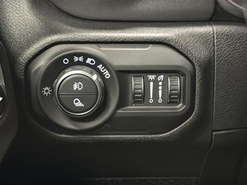 Used 2021 Jeep Gladiator Mojave w/ Trailer Tow Package AWD/4WD image 30