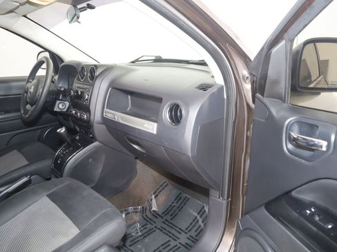 Used 2014 Jeep Compass Sport w/ Power Value Group FWD image 27