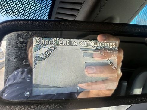 Used 2021 Mercedes-Benz Sprinter 2500 image 21