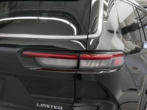 Certified 2022 Jeep Grand Cherokee L Limited image 53