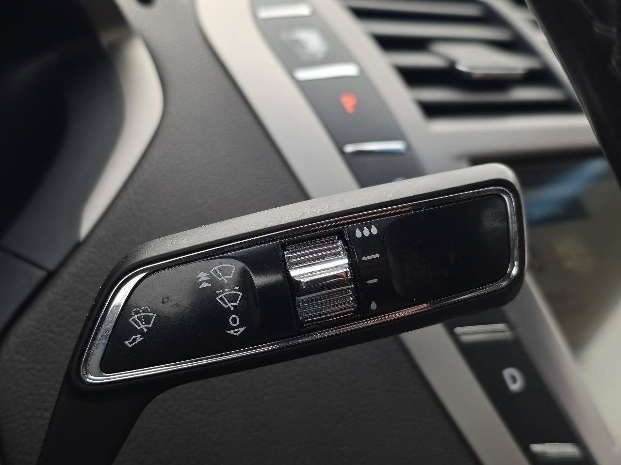Used 2017 Lincoln MKZ Select w/ Select Plus Package AWD/4WD image 29