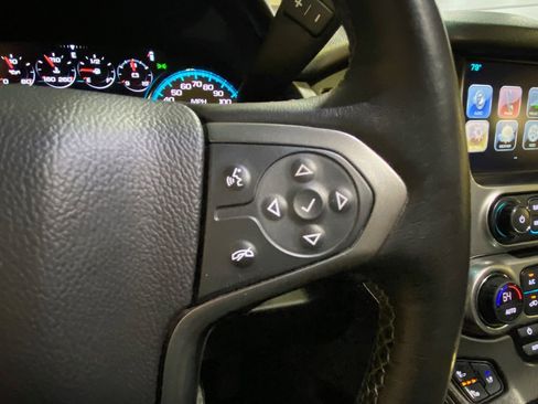 Used 2017 Chevrolet Suburban Premier image 32
