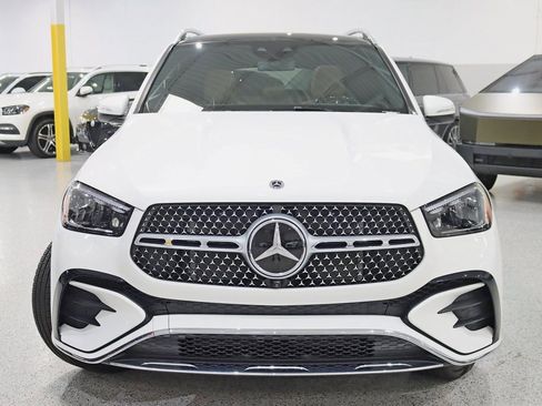 Used 2024 Mercedes-Benz GLE 350 4MATIC image 9