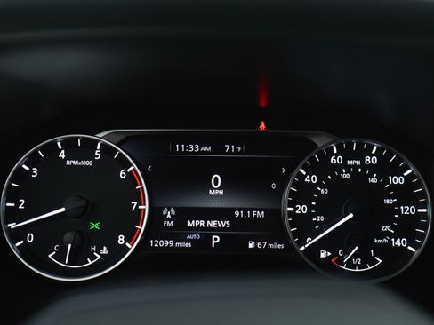 Used 2025 Nissan Rogue SV image 28