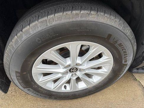 Certified 2024 Toyota Grand Highlander AWD Hybrid image 9