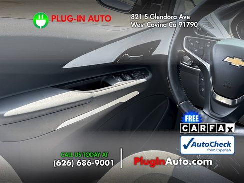 Used 2018 Chevrolet Bolt LT FWD image 14