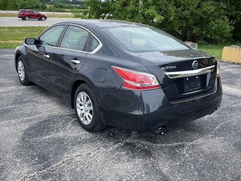 Used 2015 Nissan Altima 2.5 S FWD image 3