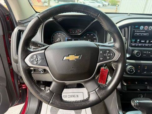 Used 2018 Chevrolet Colorado LT w/ LT Convenience Package AWD/4WD image 7