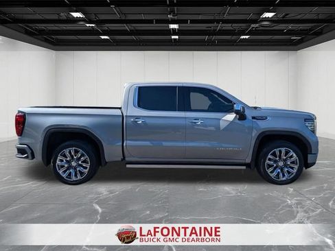 Used 2023 GMC Sierra 1500 Denali w/ Denali Reserve Package AWD/4WD image 6