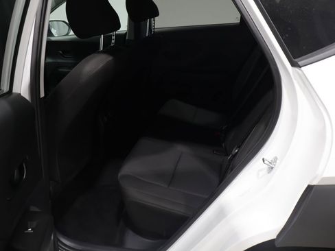 Used 2025 Hyundai Kona SEL FWD image 16