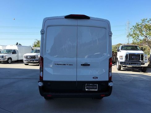 New 2026 Ford Transit 250 148 Medium Roof w/ Load Area Protection Package RWD image 23
