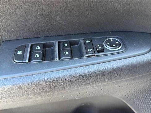 Used 2021 Kia Forte LXS FWD image 10