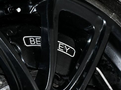 Used 2011 Bentley Continental GT Supersports image 92