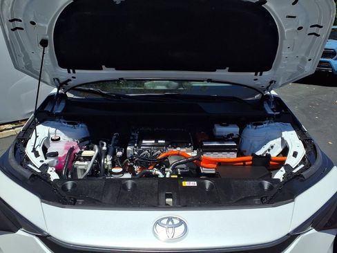 Certified 2025 Toyota bZ4X FWD w/ Weather Package image 3