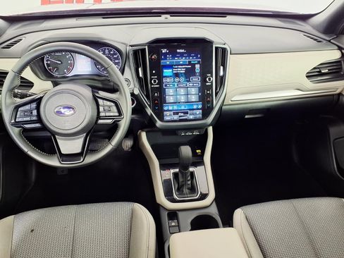 Used 2025 Subaru Forester Premium w/ Convenience Package #1 AWD/4WD image 11